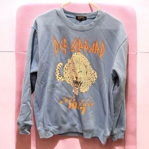 Vintage Blue Def Leppard Sweatshirt MEDUIM